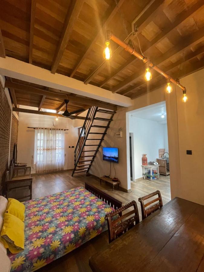Favela Apartment Colombo Exterior photo