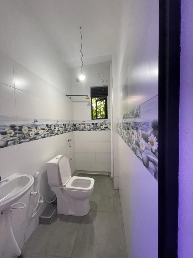 Favela Apartment Colombo Exterior photo